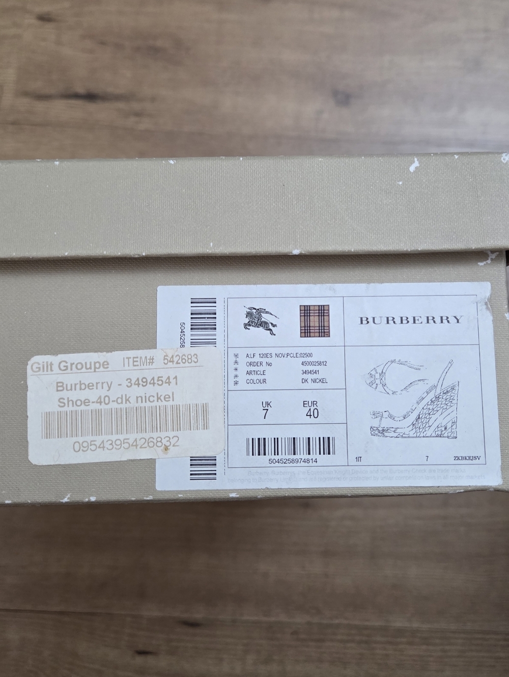 Burberry Espadrille Wedge - Picture 15 of 16